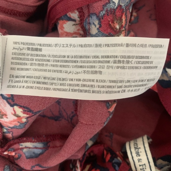 Abercrombie floral v-neck romper with front tie size 0 - Picture 6 of 7